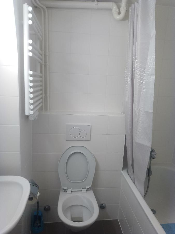 Charming Flat Center And Near The