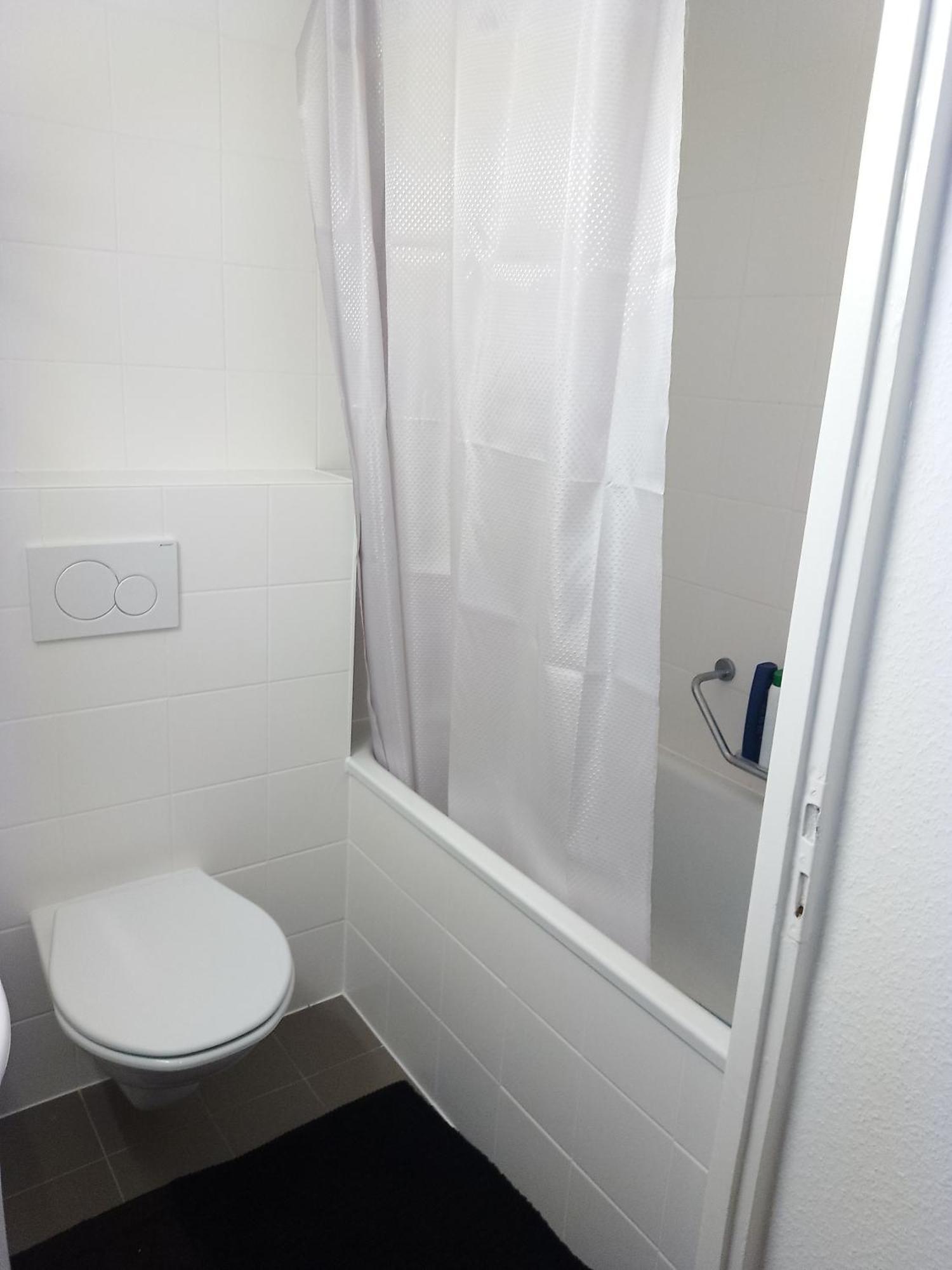 Charming Flat Center And Near The